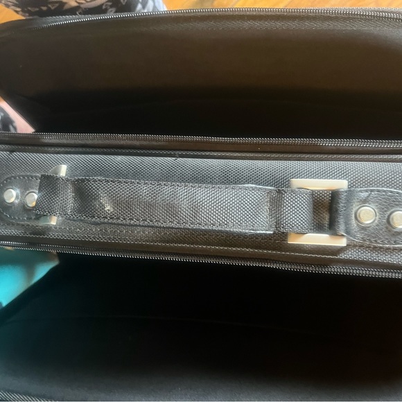 Dell Computer Briefcase - Picture 3 of 8